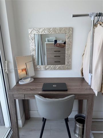 4250 NE Biscayne Blvd 1115, Miami, FL 33137