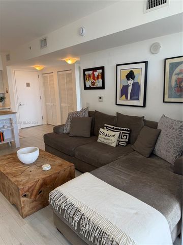 4250 NE Biscayne Blvd 1115, Miami, FL 33137