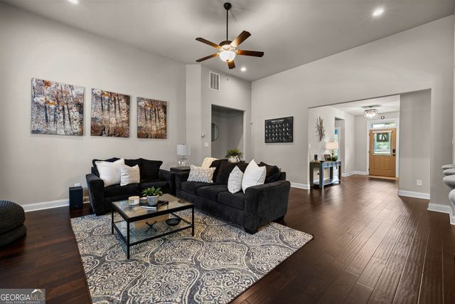 115 Ballard Circle, Fayetteville, GA 30215
