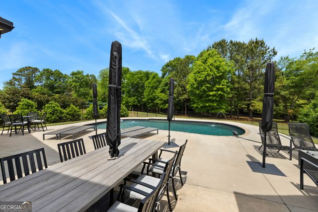 115 Ballard Circle, Fayetteville, GA 30215