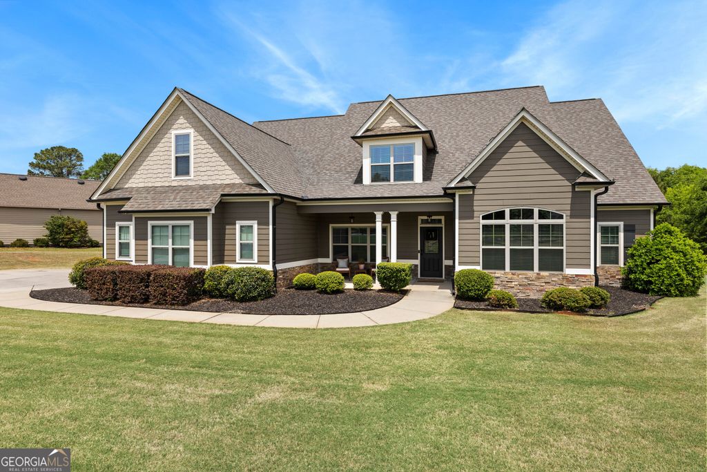 115 Ballard Circle, Fayetteville, GA 30215