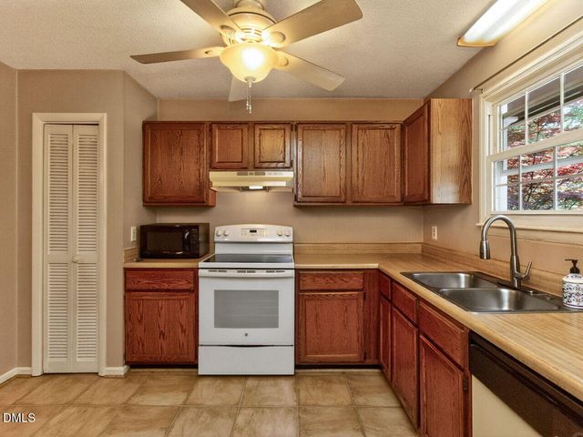 5410 Ridgeloch Place, Raleigh, NC 27612