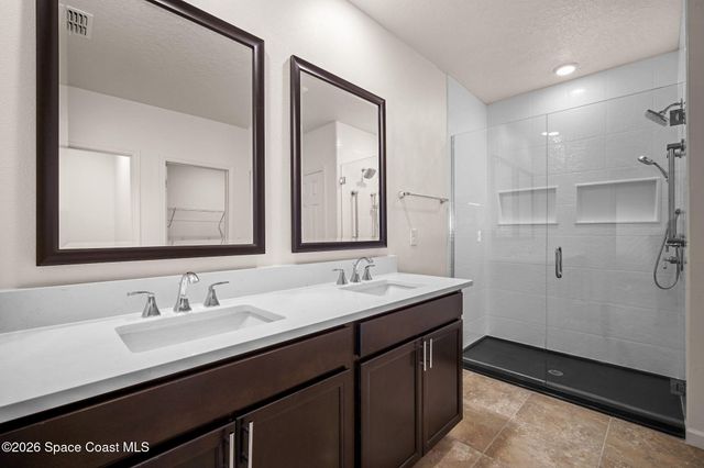 389 Guinevere Drive SW, Palm Bay, FL 32908