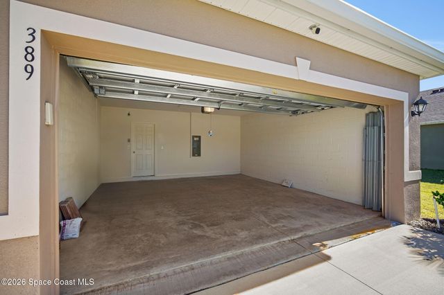 389 Guinevere Drive SW, Palm Bay, FL 32908