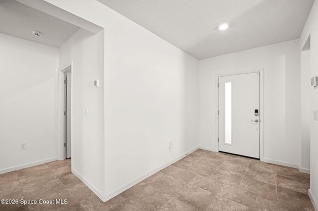 389 Guinevere Drive SW, Palm Bay, FL 32908