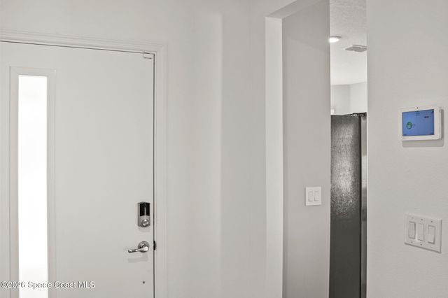 389 Guinevere Drive SW, Palm Bay, FL 32908