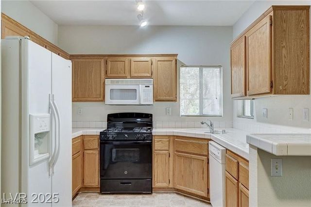 1830 BUFFALO Drive 2083, Las Vegas, NV 89128