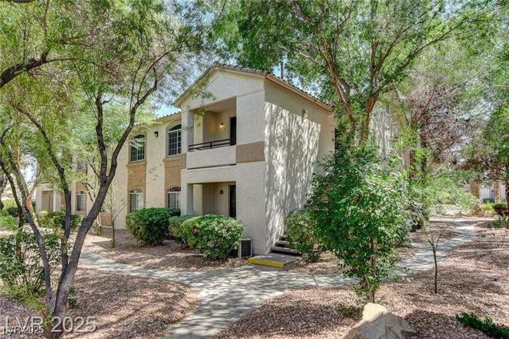 1830 BUFFALO Drive 2083, Las Vegas, NV 89128