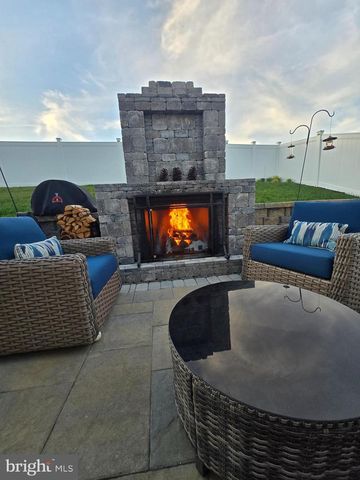 313 ATKINSON ST, Shenandoah Junction, WV 25442