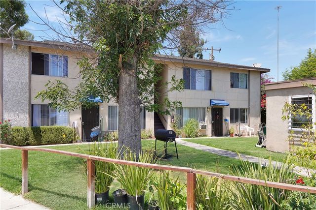 1600 Picadilly, Fullerton, CA 92833