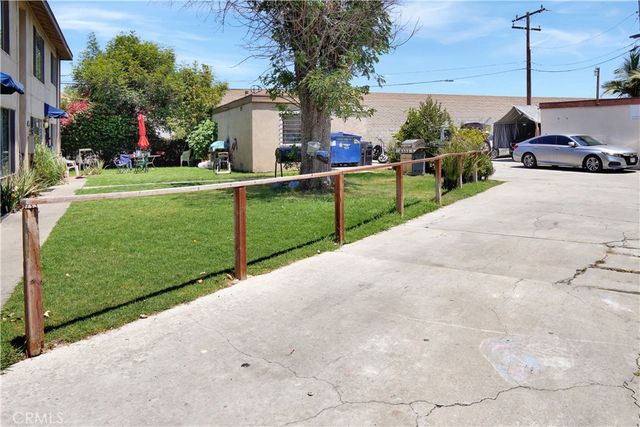 1600 Picadilly, Fullerton, CA 92833