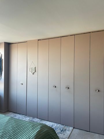 3930 N Pine Grove Avenue 2405, Chicago, IL 60613