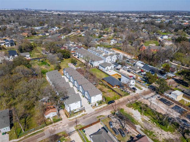 5922 Knox Street, Houston, TX 77091