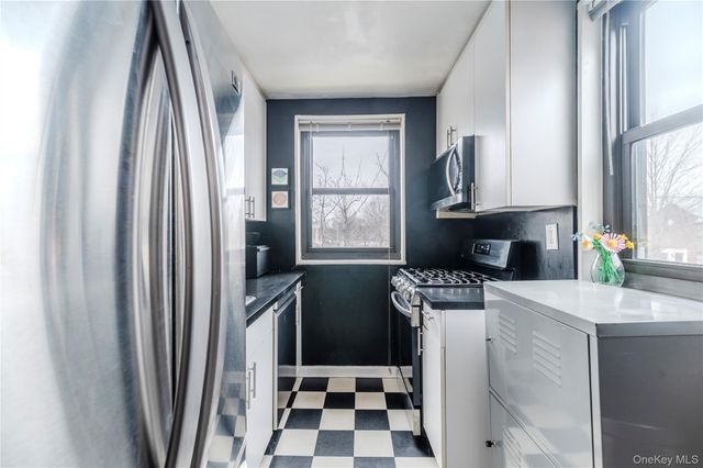 15822 16th Avenue 6-64, Whitestone, NY 11357