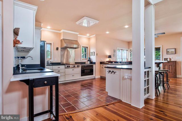4005 LLOYD BOWEN, Saint Leonard, MD 20685
