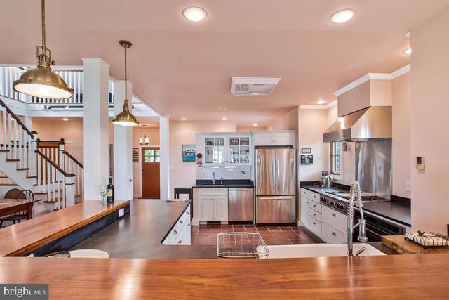 4005 LLOYD BOWEN, Saint Leonard, MD 20685