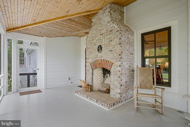 4005 LLOYD BOWEN, Saint Leonard, MD 20685