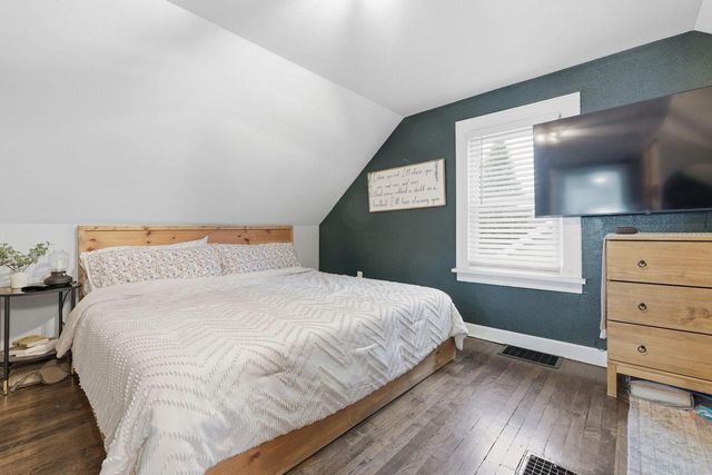 7717 17th AVENUE, Kenosha, WI 53143