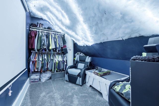 7717 17th AVENUE, Kenosha, WI 53143