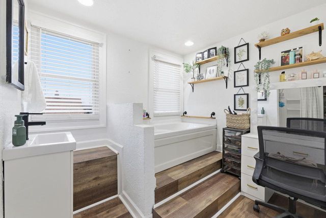 7717 17th AVENUE, Kenosha, WI 53143