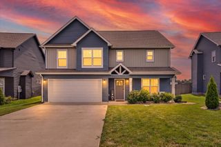488 Kinslow Ct, Clarksville, TN 37040