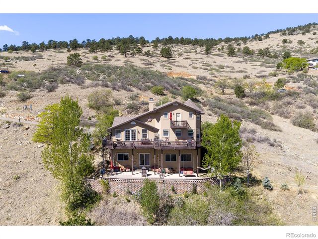 11730 Pointe View Drive, Longmont, CO 80503