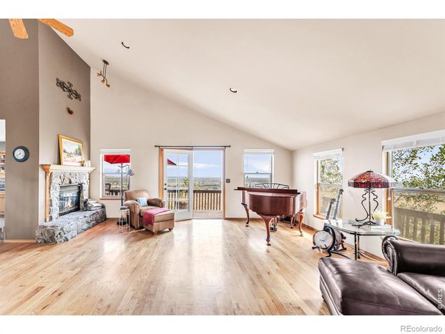 11730 Pointe View Drive, Longmont, CO 80503