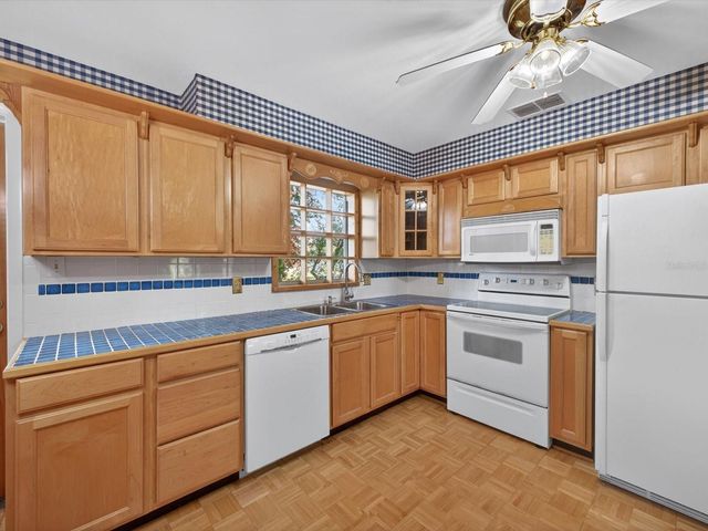 115 E PALM STREET, Davenport, FL 33837