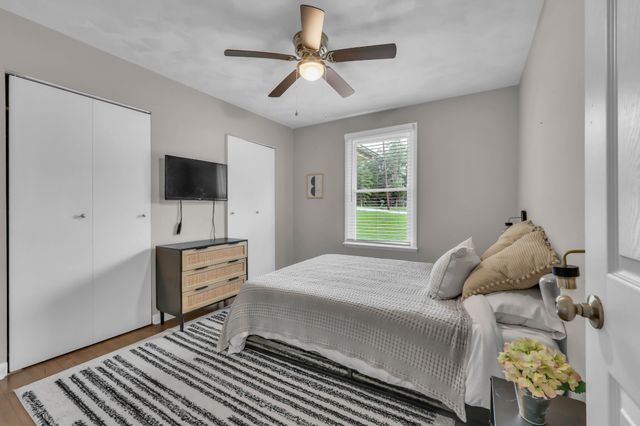 573 Chesterfield Dr, Clarksville, TN 37043