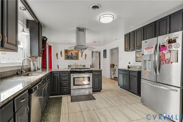 701 N Courthouse Rd, North Chesterfield, VA 23236