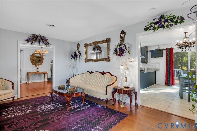 701 N Courthouse Rd, North Chesterfield, VA 23236