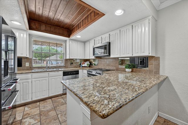 5608 Autumn Wheat Trail, Arlington, TX 76017