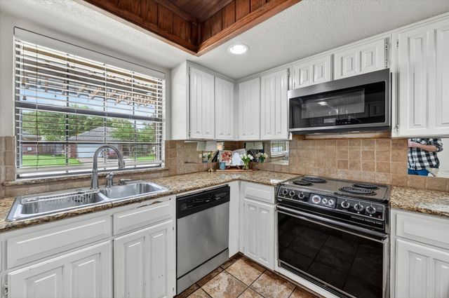 5608 Autumn Wheat Trail, Arlington, TX 76017