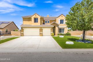 3625 Paddock Way, Quartz Hill, CA 93536