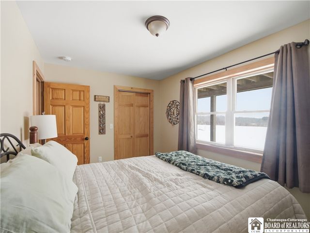 7497 Hall Road, Charlotte, NY 14718