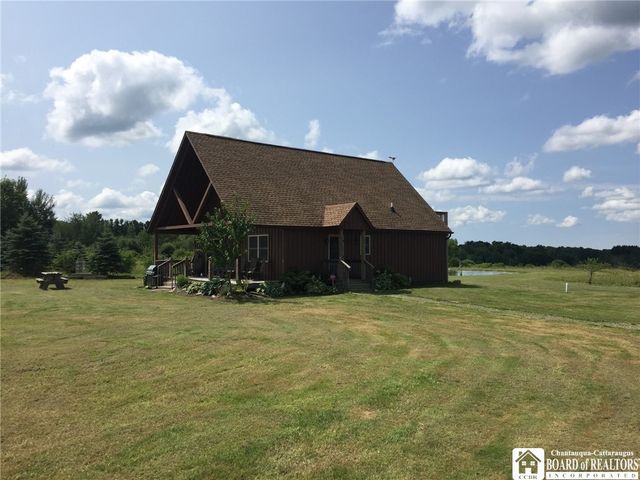 7497 Hall Road, Charlotte, NY 14718