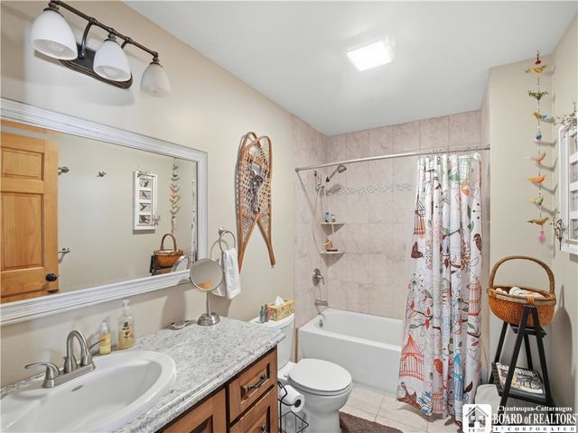 7497 Hall Road, Charlotte, NY 14718