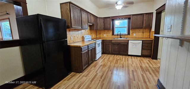 407 Pecan Street, Clyde, TX 79510