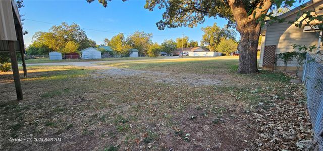 407 Pecan Street, Clyde, TX 79510