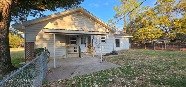 407 Pecan Street, Clyde, TX 79510