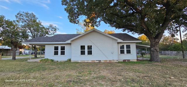 407 Pecan Street, Clyde, TX 79510