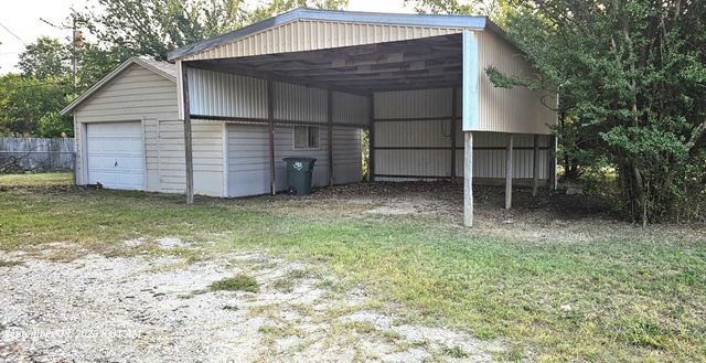 407 Pecan Street, Clyde, TX 79510