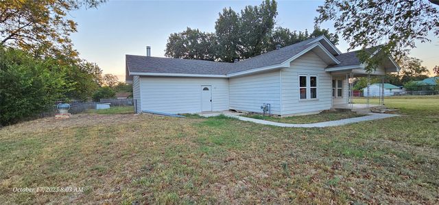 407 Pecan Street, Clyde, TX 79510