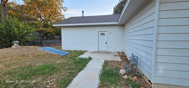 407 Pecan Street, Clyde, TX 79510