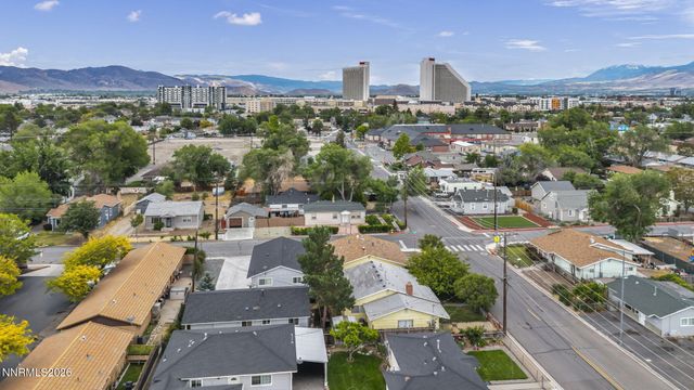 908 12th Street, Sparks, NV 89431