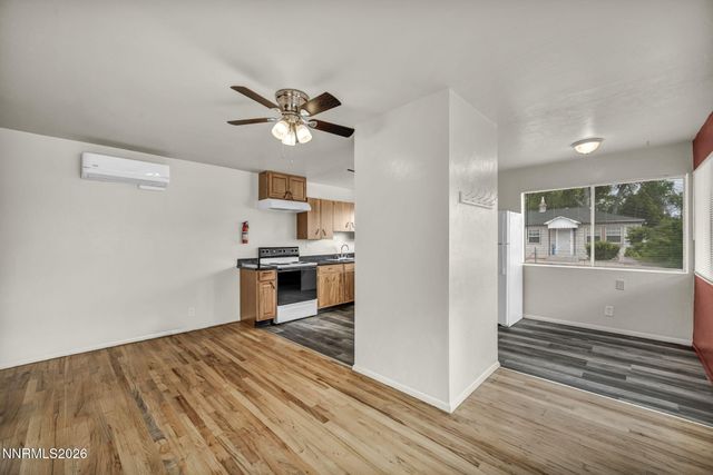 908 12th Street, Sparks, NV 89431
