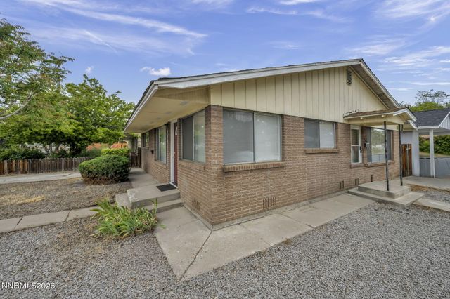 908 12th Street, Sparks, NV 89431