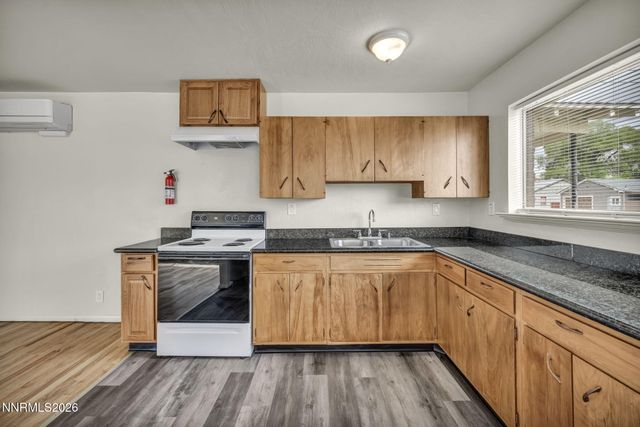 908 12th Street, Sparks, NV 89431