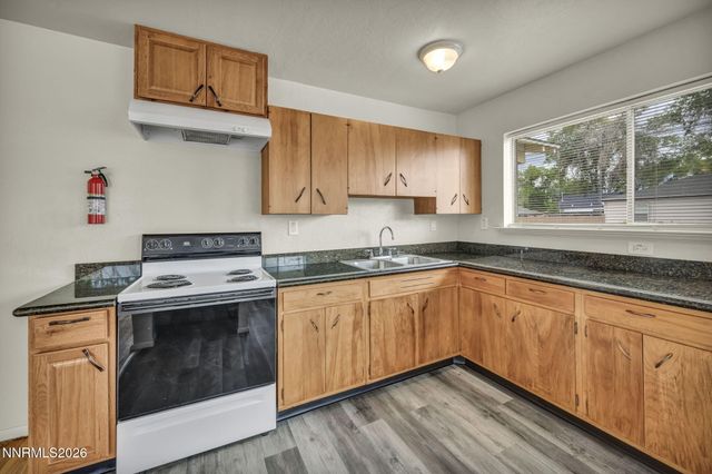 908 12th Street, Sparks, NV 89431