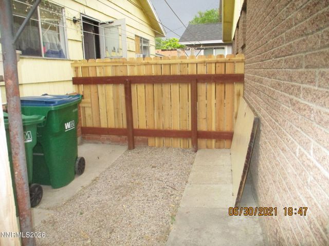 908 12th Street, Sparks, NV 89431